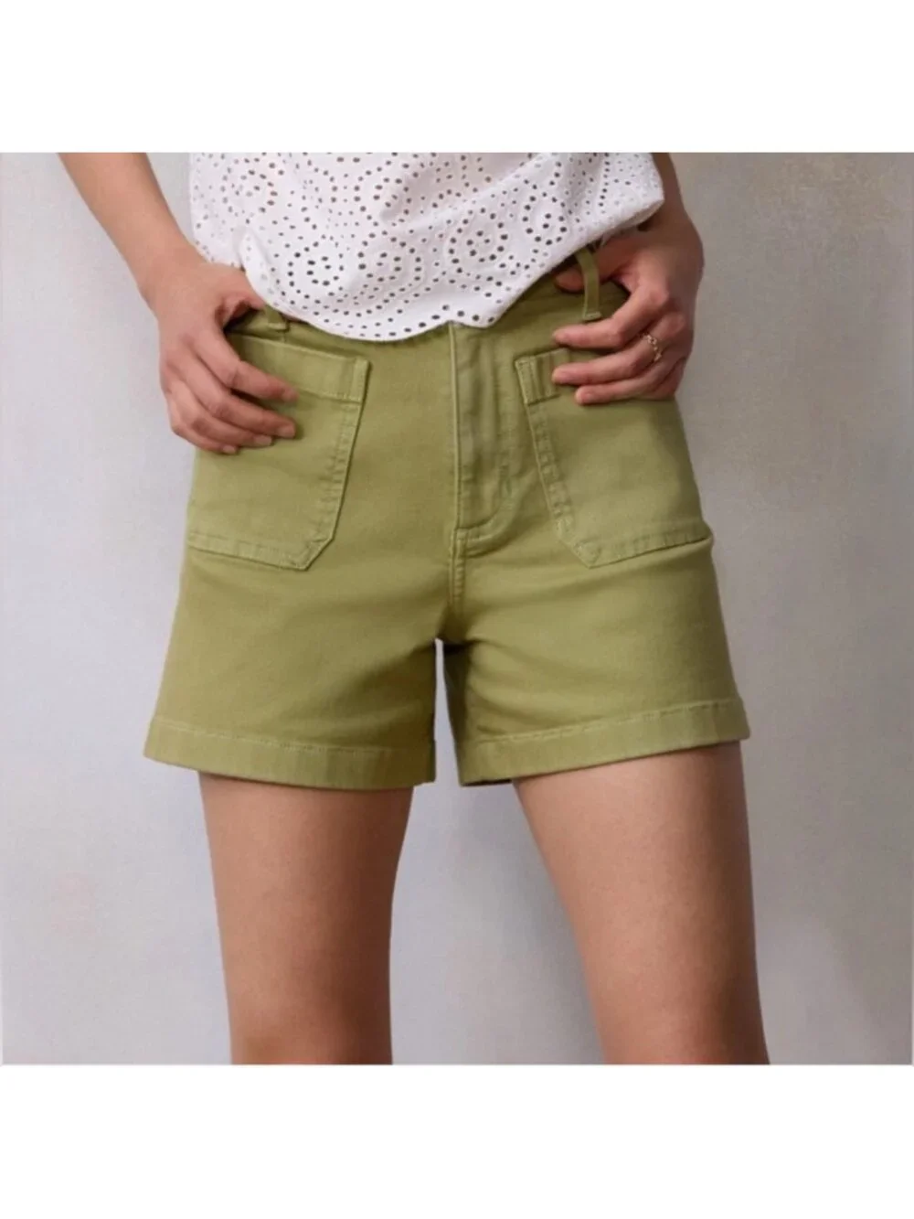 LC Lauren Conrad Super High Rise Patch Pocket Shorts | Giada Green | Size 8